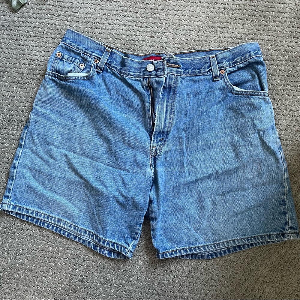 Levi’s classic fit womens light wash denim jeans size 16 mis